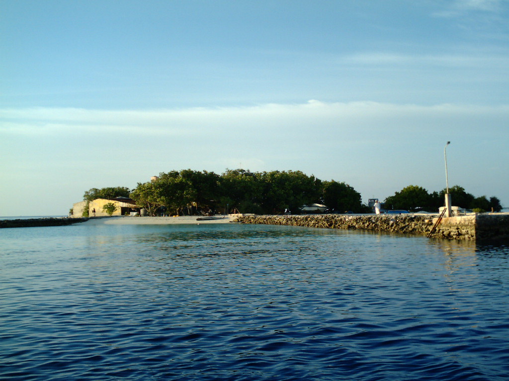 Maniyafushi